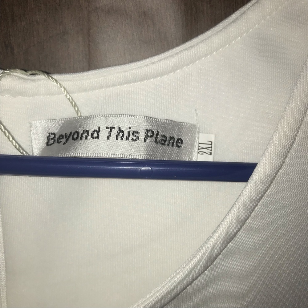 Beyond This Plane W&B Dress - Picture 6 of 7